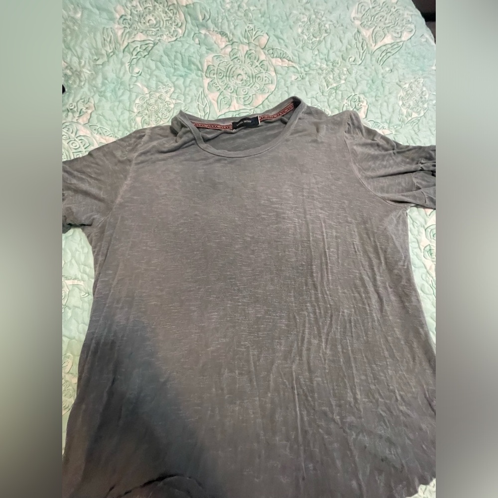 Dark charcoal grey/green t-shirt